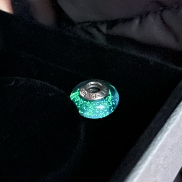 Retired Pandora Cinderella's Signature Blue Murano
Glass Disney Princess Charm - Picture 8 of 8